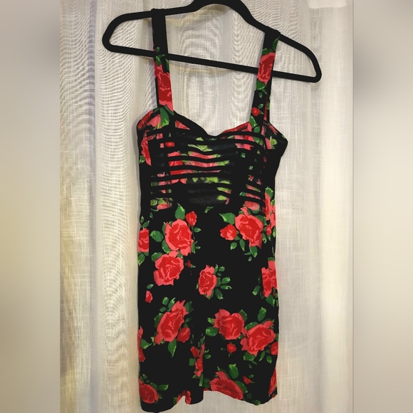 Motel Rocks Rose Floral Bodycon Minidress with Unique Back - Picture 2 of 2